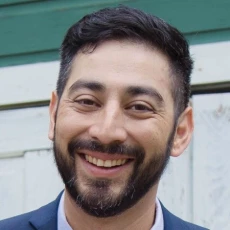 A photo of Digital Advertising Expert