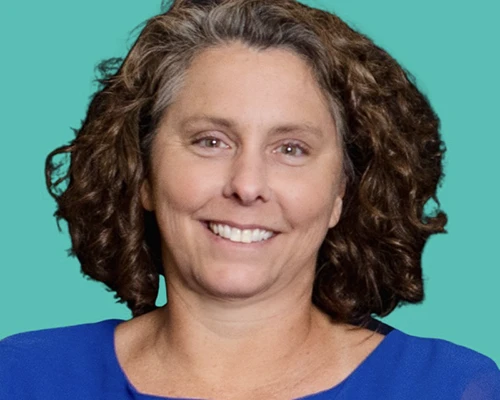 Celeste Jacroux - Fractional GTM Leader | Founder, Swell Marketing Advisors | MKG Marketing